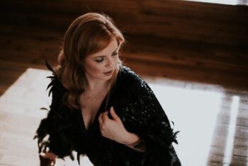 Simone Kopmajer_by Tina Reiter2_quer