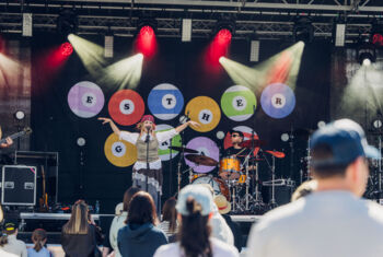 Ella Stern beim Tanzcafe Arlberg Music Festival 2026